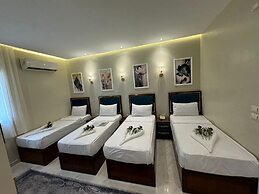 Golden Palace Hotel