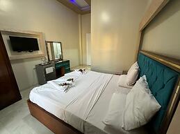 Golden Palace Hotel