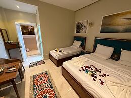 Golden Palace Hotel