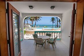 Coral Bay Villas