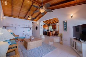 Coral Bay Villas