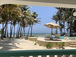 Coral Bay Villas