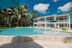 Coral Bay Villas