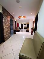 Alfakher Hotel Apartments