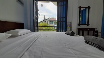 Dollyz Home