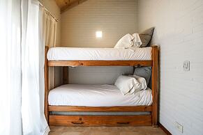 Valeria House Apart