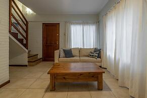 Valeria House Apart