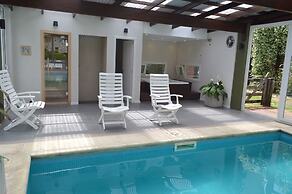 Valeria House Apart