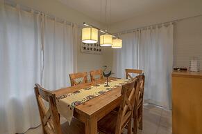 Valeria House Apart