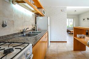 Valeria House Apart