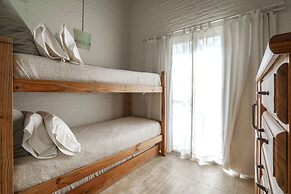 Valeria House Apart