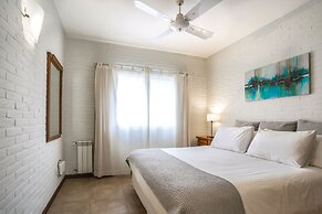 Valeria House Apart