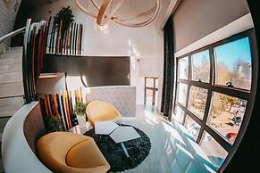 Eter Hotel