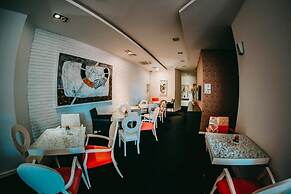 Eter Hotel
