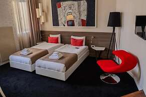 Eter Hotel