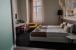 Eter Hotel