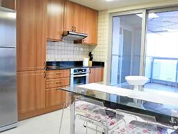 Spacious 2 BR Apartment Princess Tower