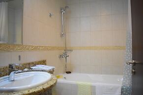 Spacious 2 BR Apartment Princess Tower