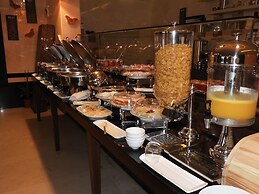 SwissBlue Serviced Apartments Alzahraa