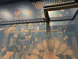 QBEDS Hostel