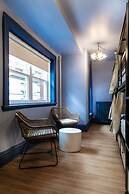 QBEDS Hostel