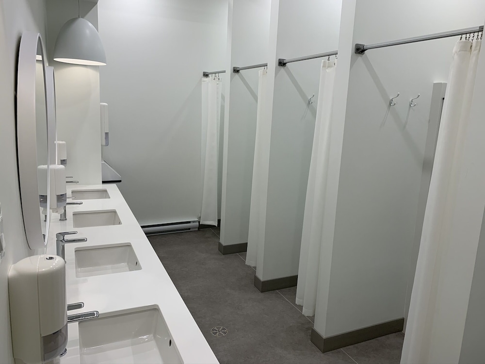 QBEDS Hostel