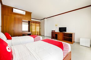OYO 732 Juthamas Hotel