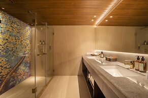 YU Hotel Candolim
