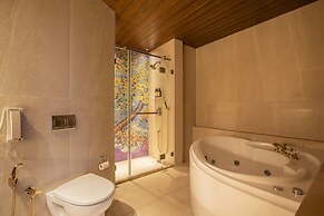 YU Hotel Candolim