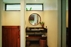 Ama-Lurra Villa