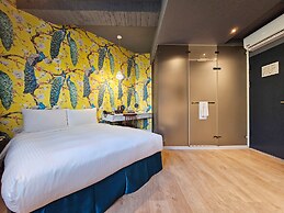 Modern Inn