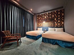 Modern Inn