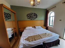 Moab Land Hotel