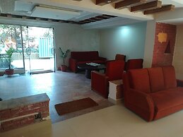 Hotel Green Plum
