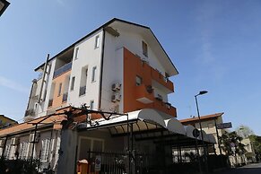 Hotel Villa Dina