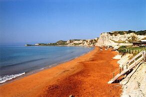 Alekos Beach Houses-Roni