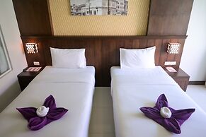 Supicha pool access hotel
