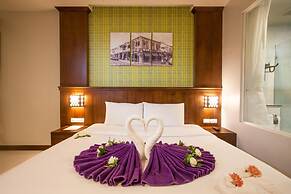 Supicha pool access hotel