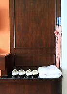 Supicha pool access hotel