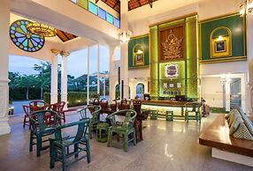 Supicha pool access hotel