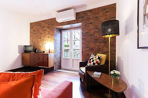 Av. Liberdade Duplex By Homing
