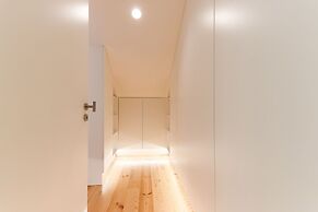 Marques De Pombal Duplex With Terrace By Homing