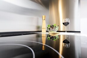 Rato Design With Terrace By Homing