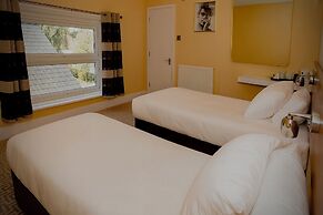 The Hadley Hotel