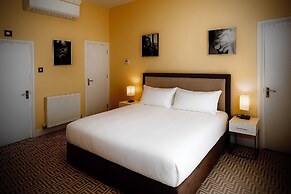 The Hadley Hotel