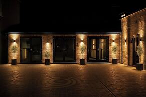 The Hadley Hotel