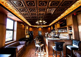 The Hadley Hotel