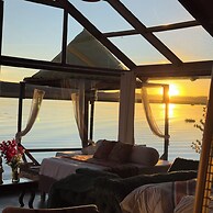 Hotel Titicaca Dora