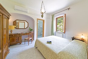 Hotel Zaro