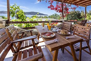 Vassilia on the beach Serifos